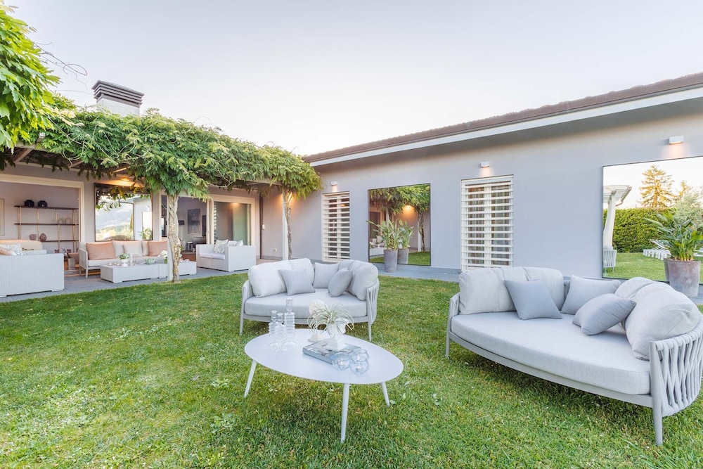 The Secret Escape Villa