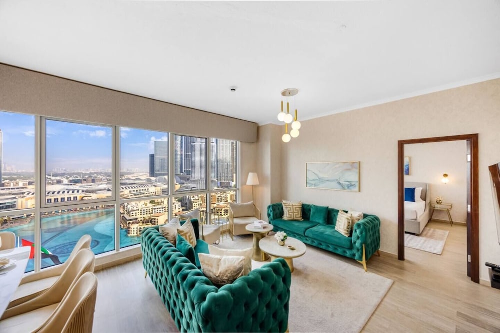 Durrani Homes - Grandiose 5BR Besides Dubai Mall with Burjkhalifa and Fountain view
