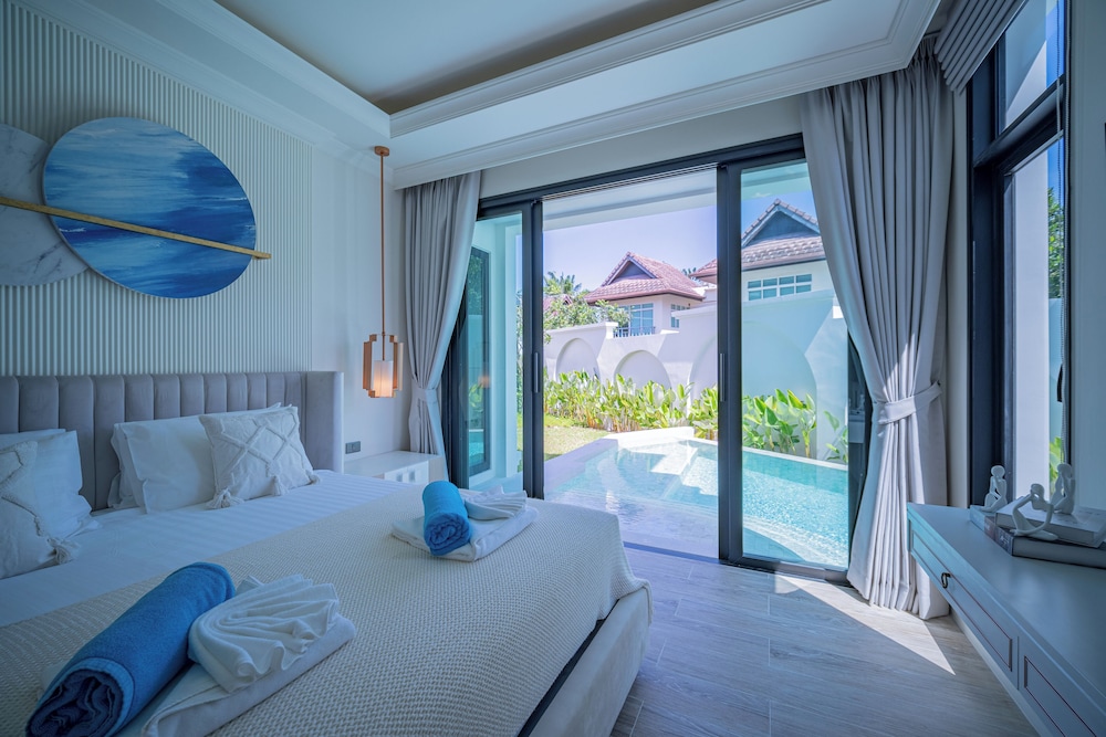 FIFTH ELEMENT pool villa by NLA