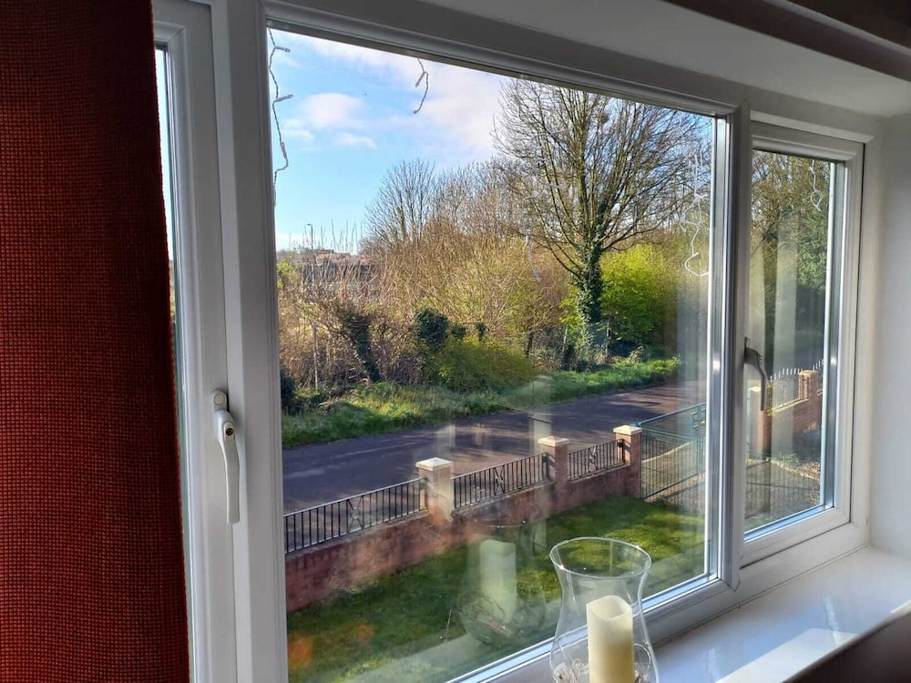 Charming Wentworth Lodge With Countryside Views, photo 12