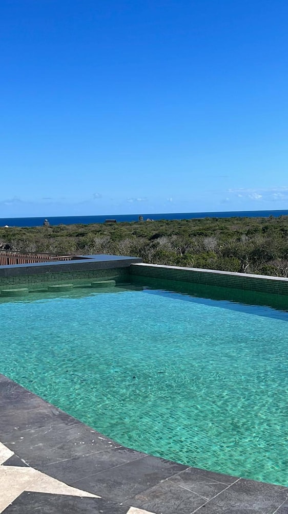 Unique Rooftop Sea View Walking to Beach The Best