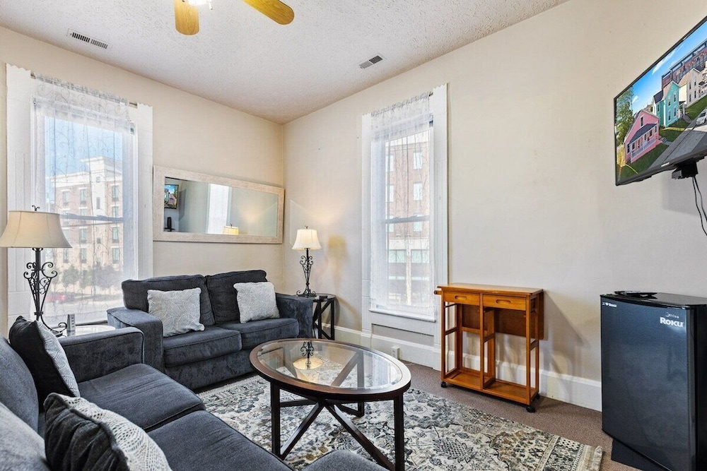 Indy Stadium Villas 701