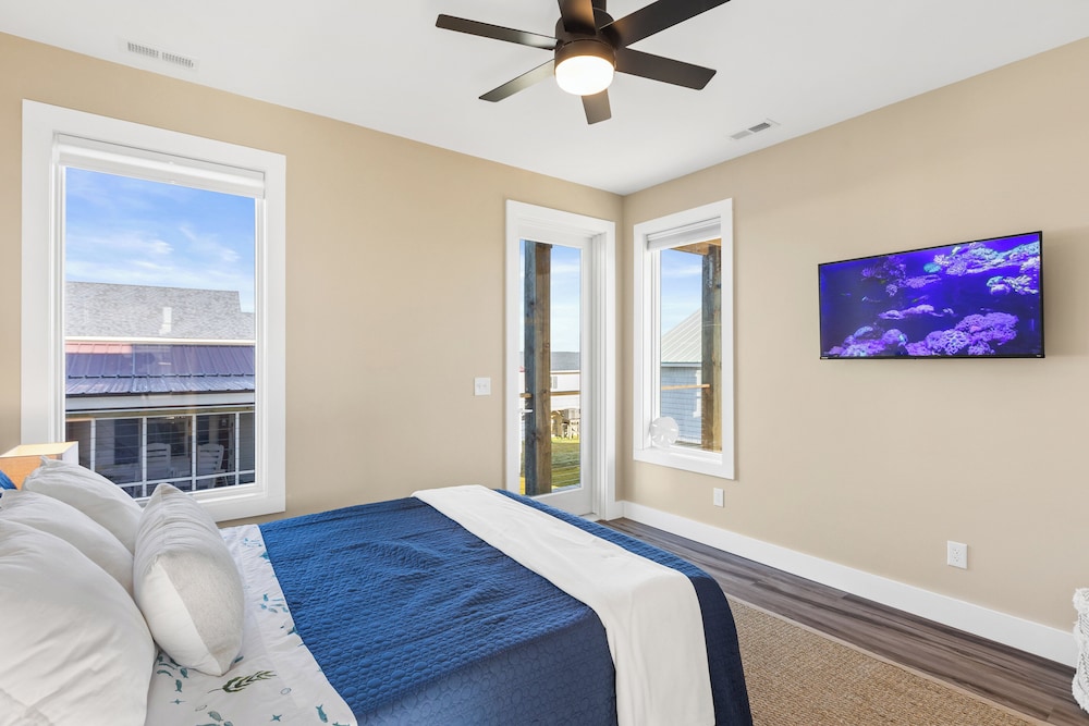 Salt & Lime by Topsail Realty