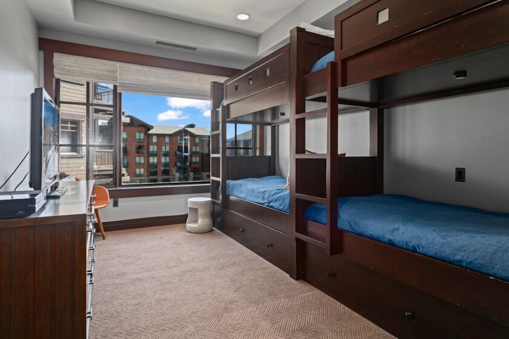 301 - Three Bedroom Flagstaff 3 Condo