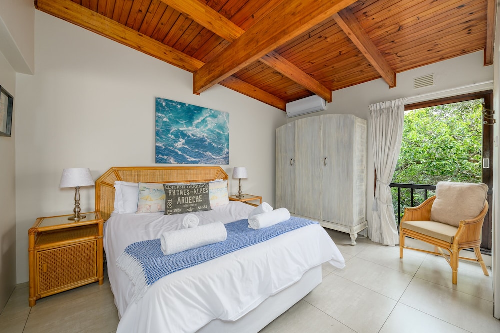 San Lameer Villa Rentals 3114