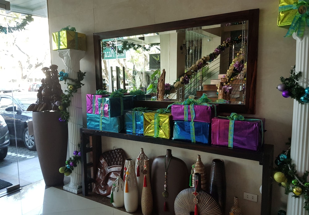 GAP Plaza Hotel