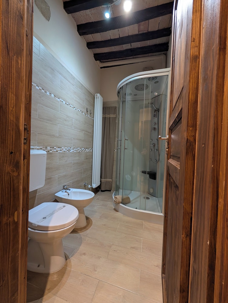 TuscanyLettings Studio&Room
