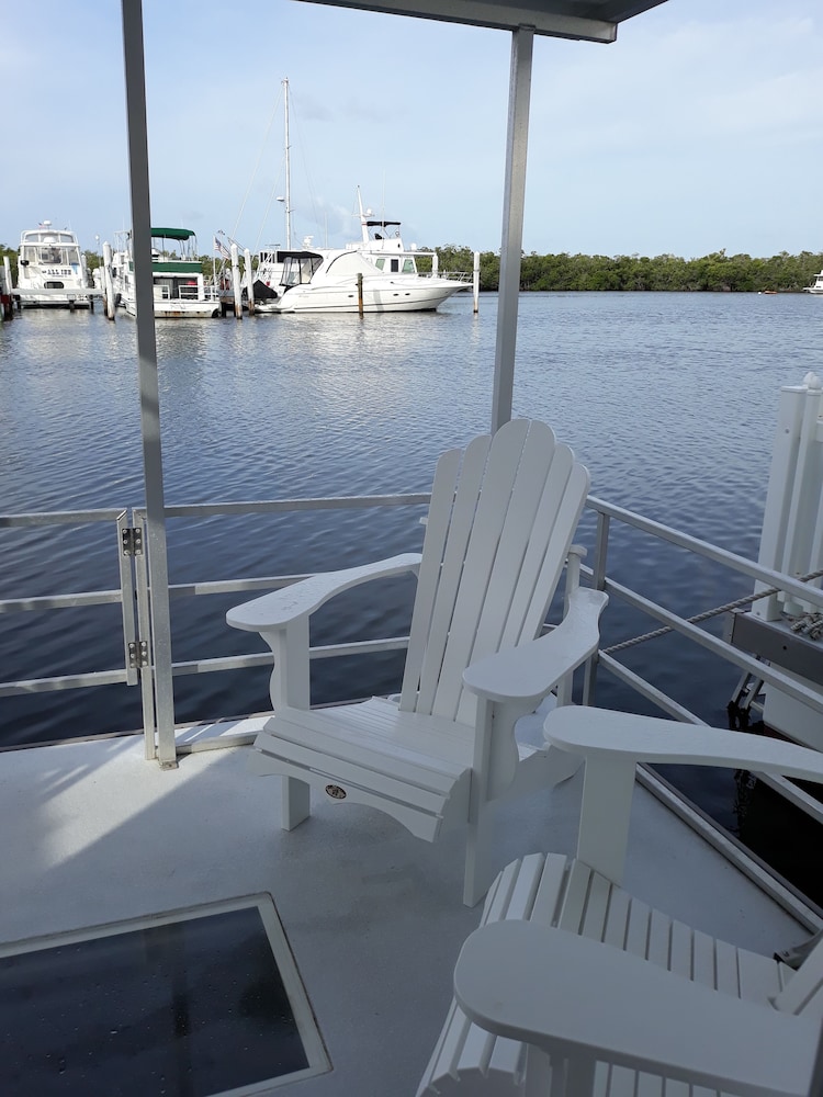 Mangrove Marina and Resort Aqualodge Houseboats