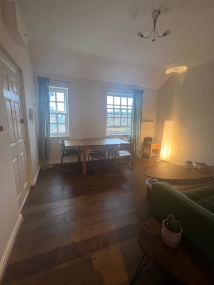 Peaceful 1 Bedroom Flat Near Highbury and Islington