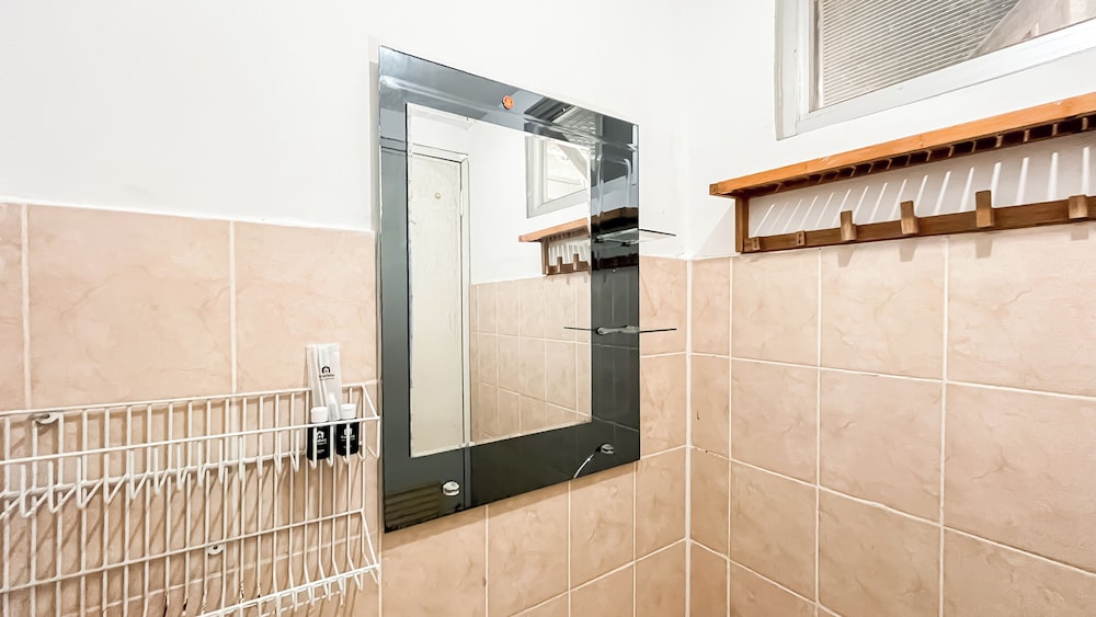 Warm And Homey 2Br Apartment At Green Bay Pluit