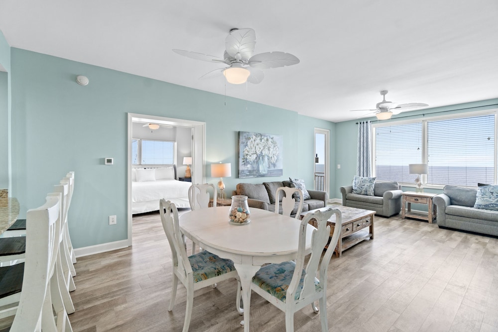 Splash Beach Resort by Panhandle Getaways