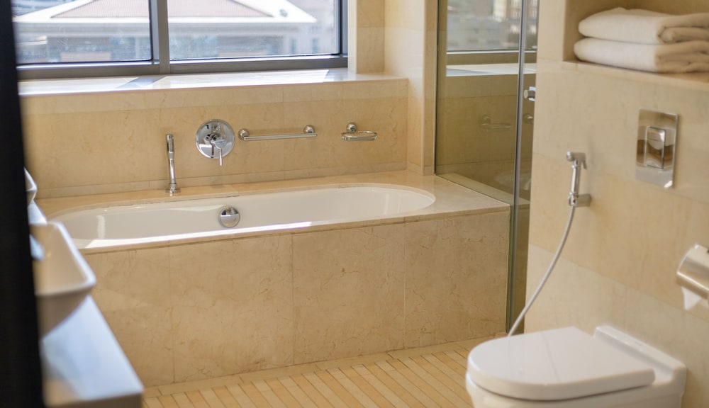 Manzil 3BR with pool near Dubai Frame