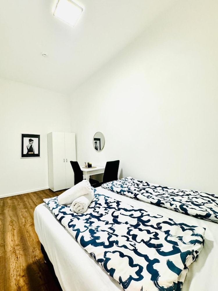 Affordable 5BR Apartment Atzgersdorf