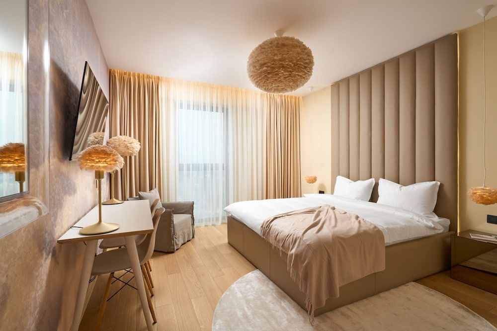 VISIONAPARTMENTS Nicolae Caramfil view 4