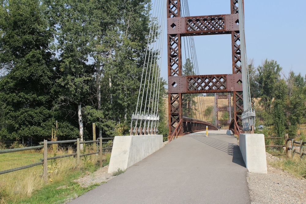 Methow River Lodge & Cabins