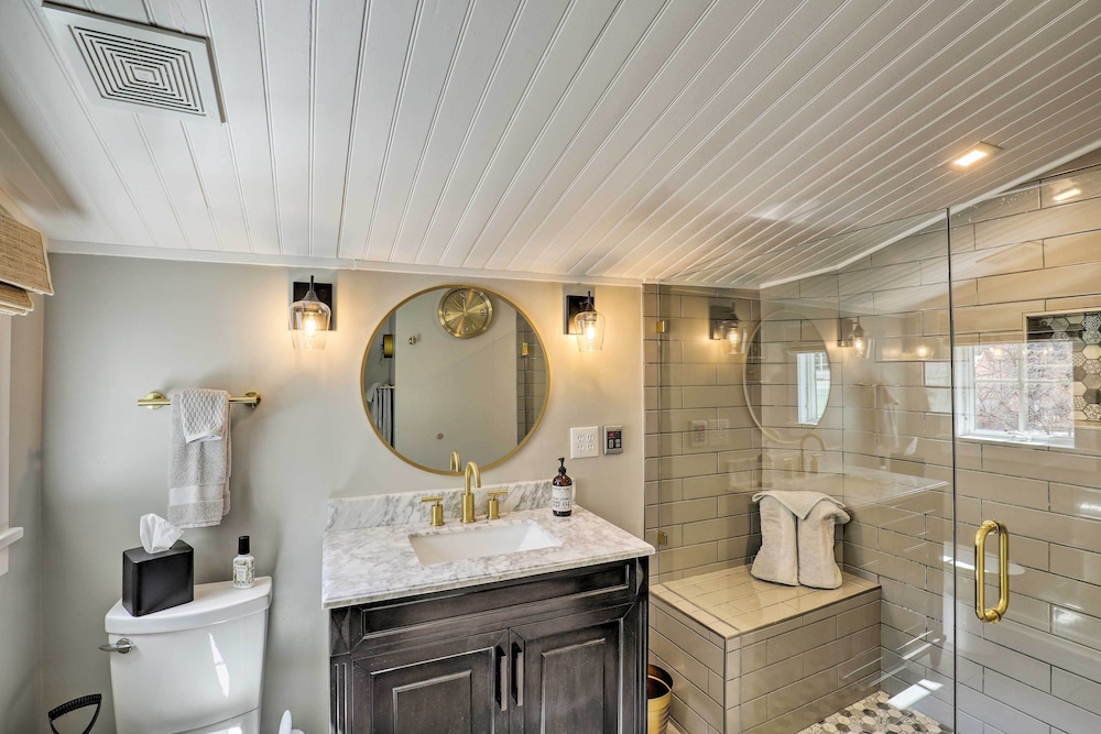 Charming Home w/ Balcony - Walk to Main Street!