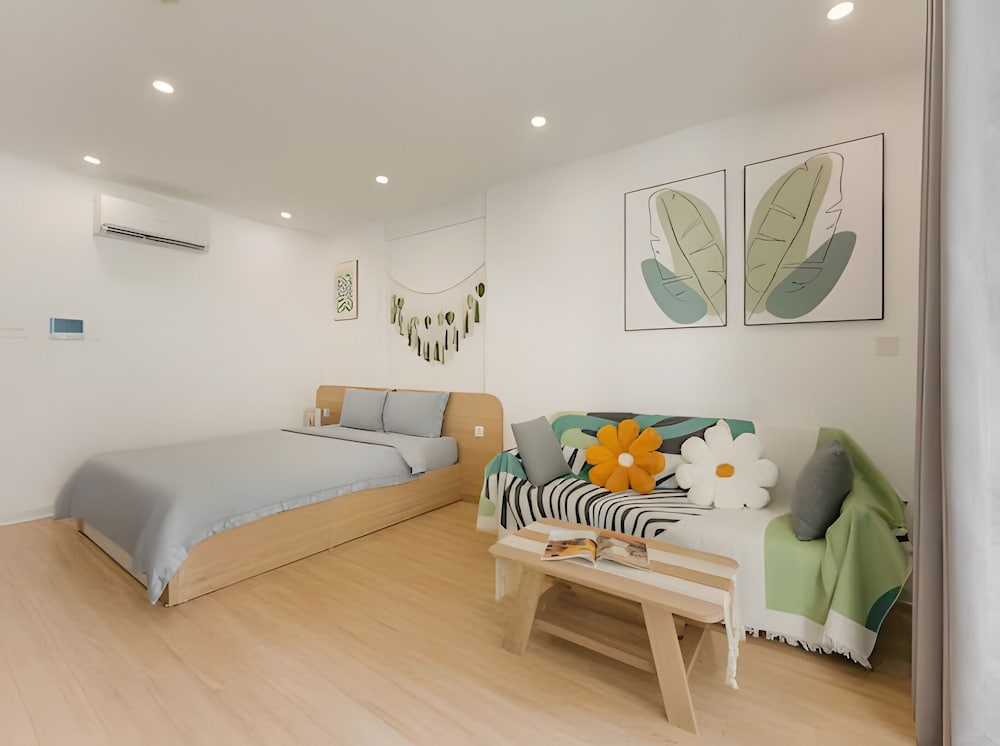 TIL Vinhomes D'capitale Elegance Suites