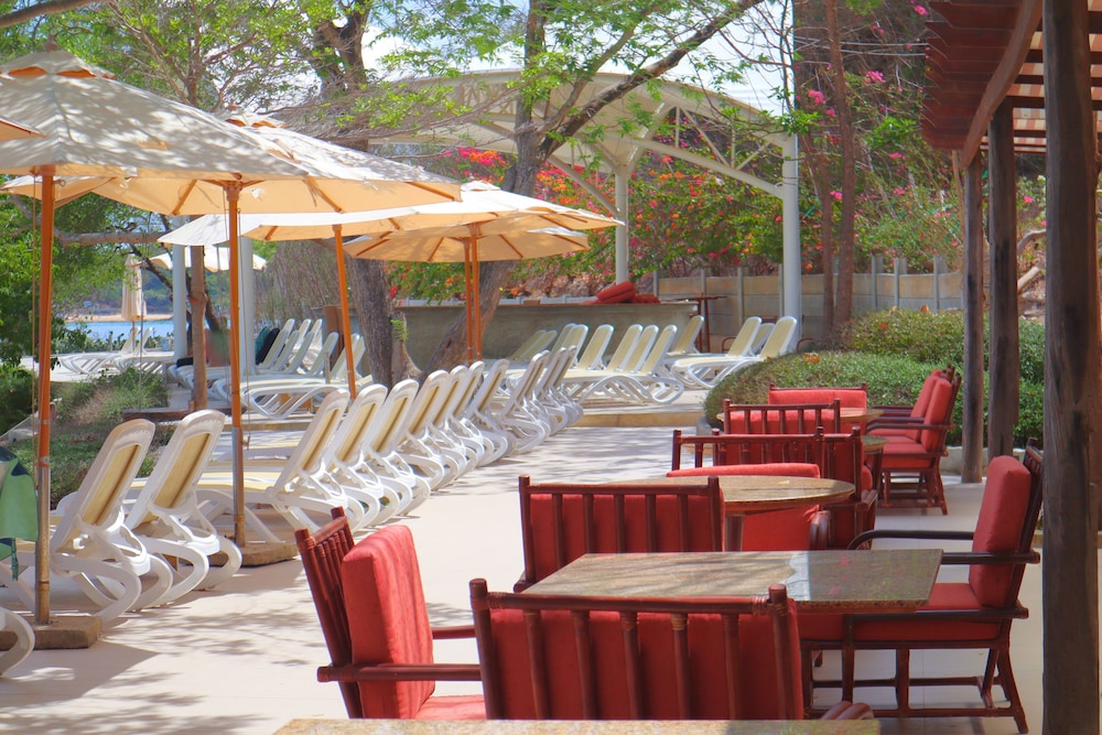 Ta Yai Beach Resort