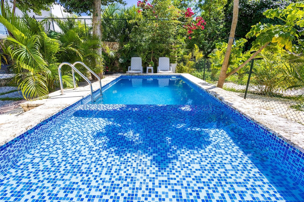 New Stylish 3BR Villa With Private Pool Terrace
