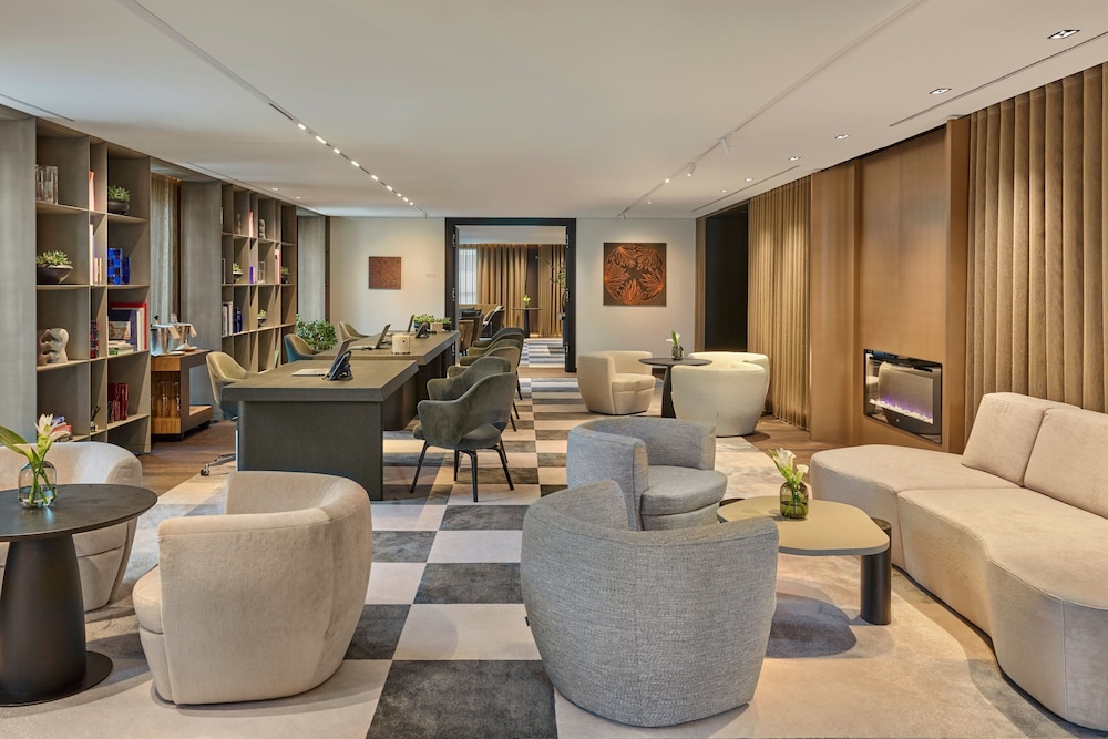 Koenigshof, a Luxury Collection Hotel, Munich 5