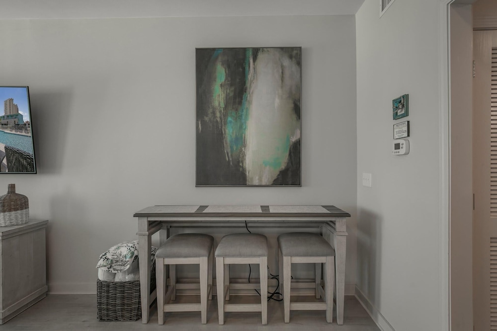 Sea Glass 403