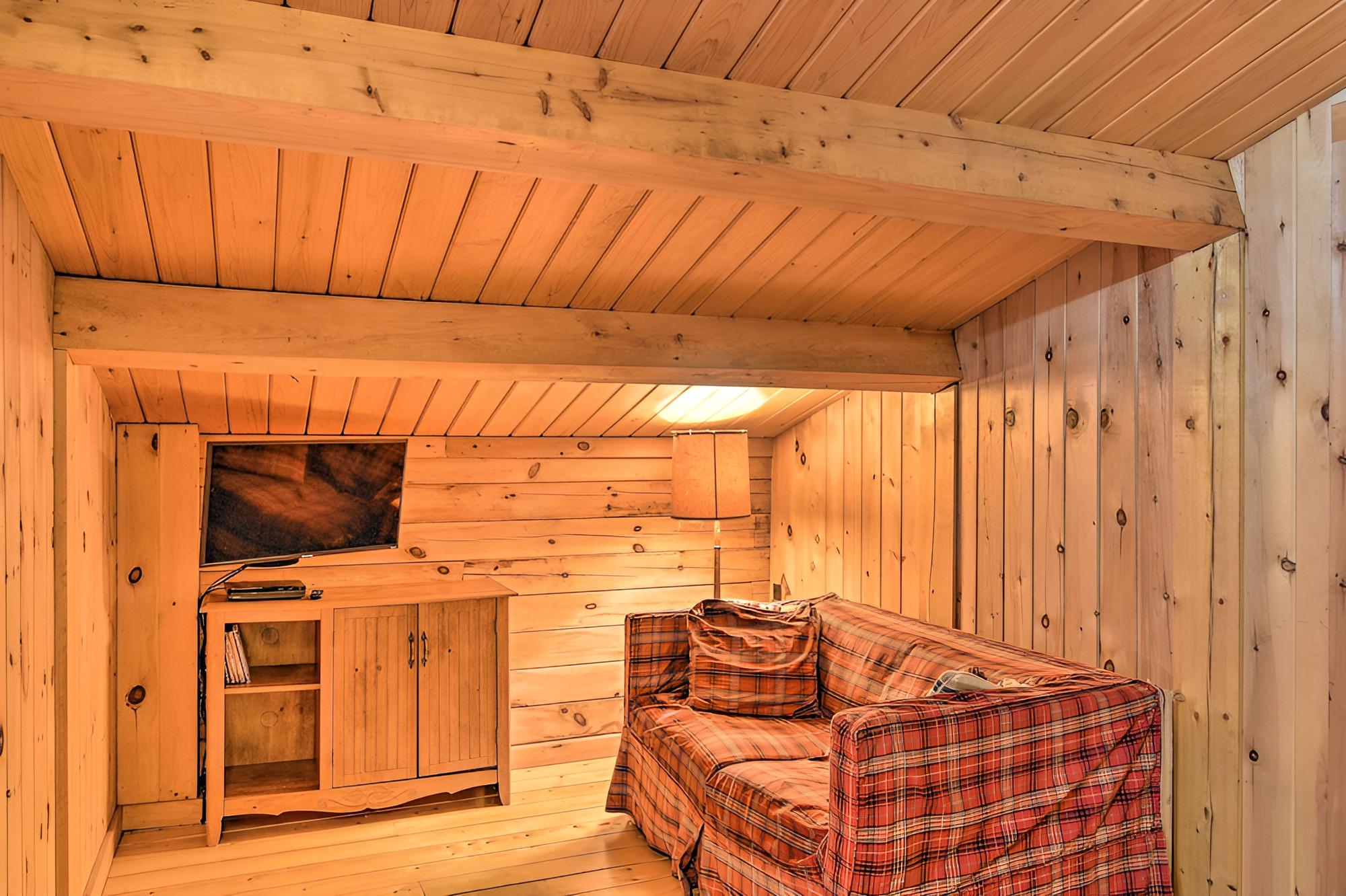 Lakeside Livin: Cozy Cabin Steps to Sebec Lake! view 2