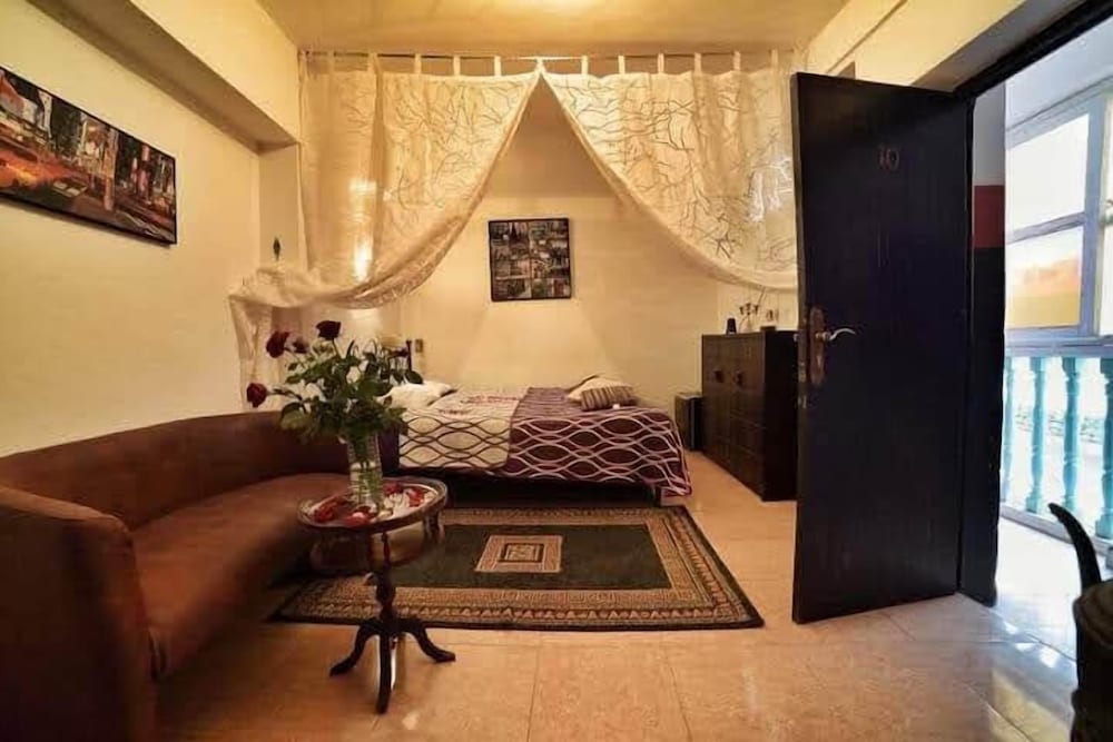Essaouira youth Riad