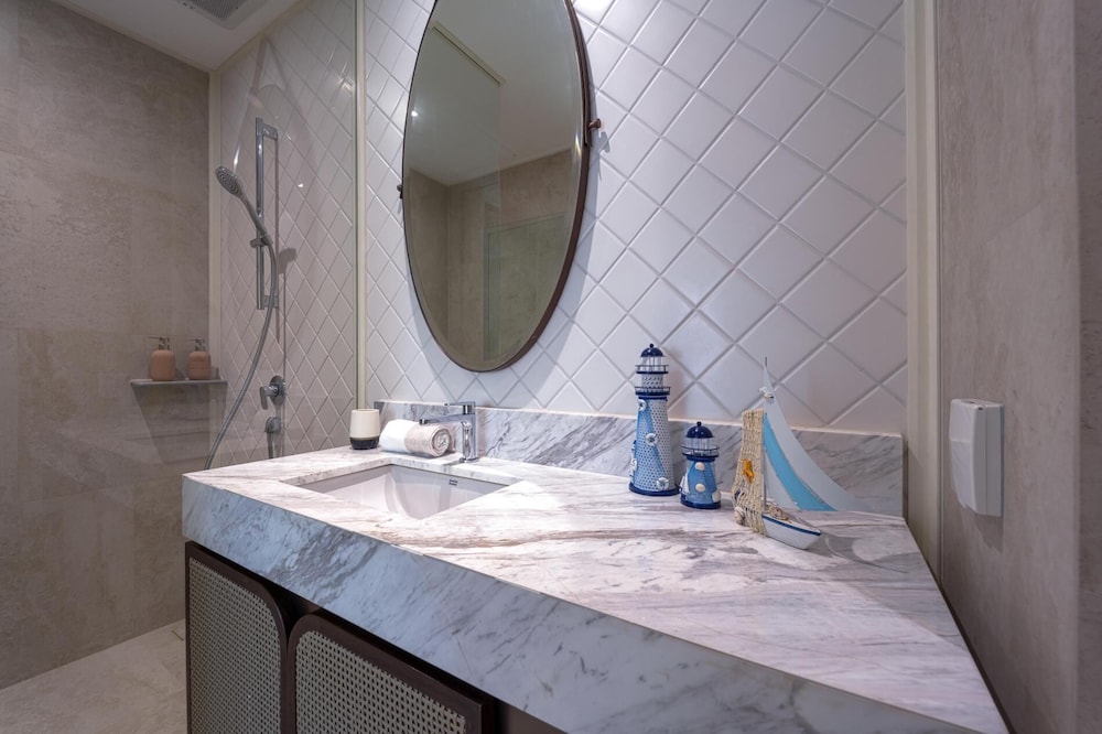 InterContinental Residences 2Bedroom IRA