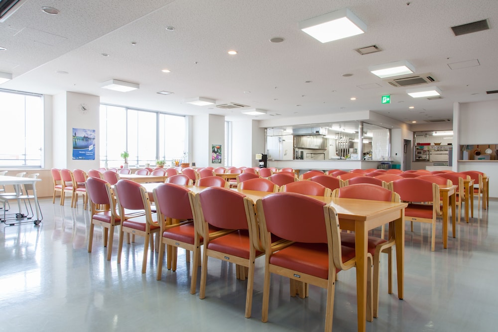 Shin-Osaka Youth Hostel