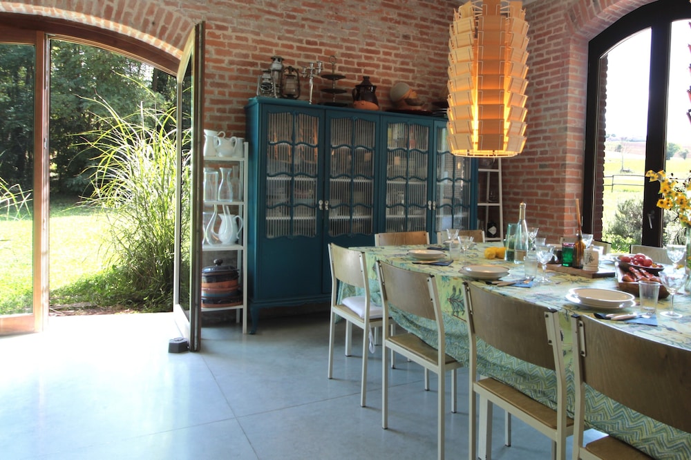 Villa Poggio Zucchino Pool and Wellness Piacenza