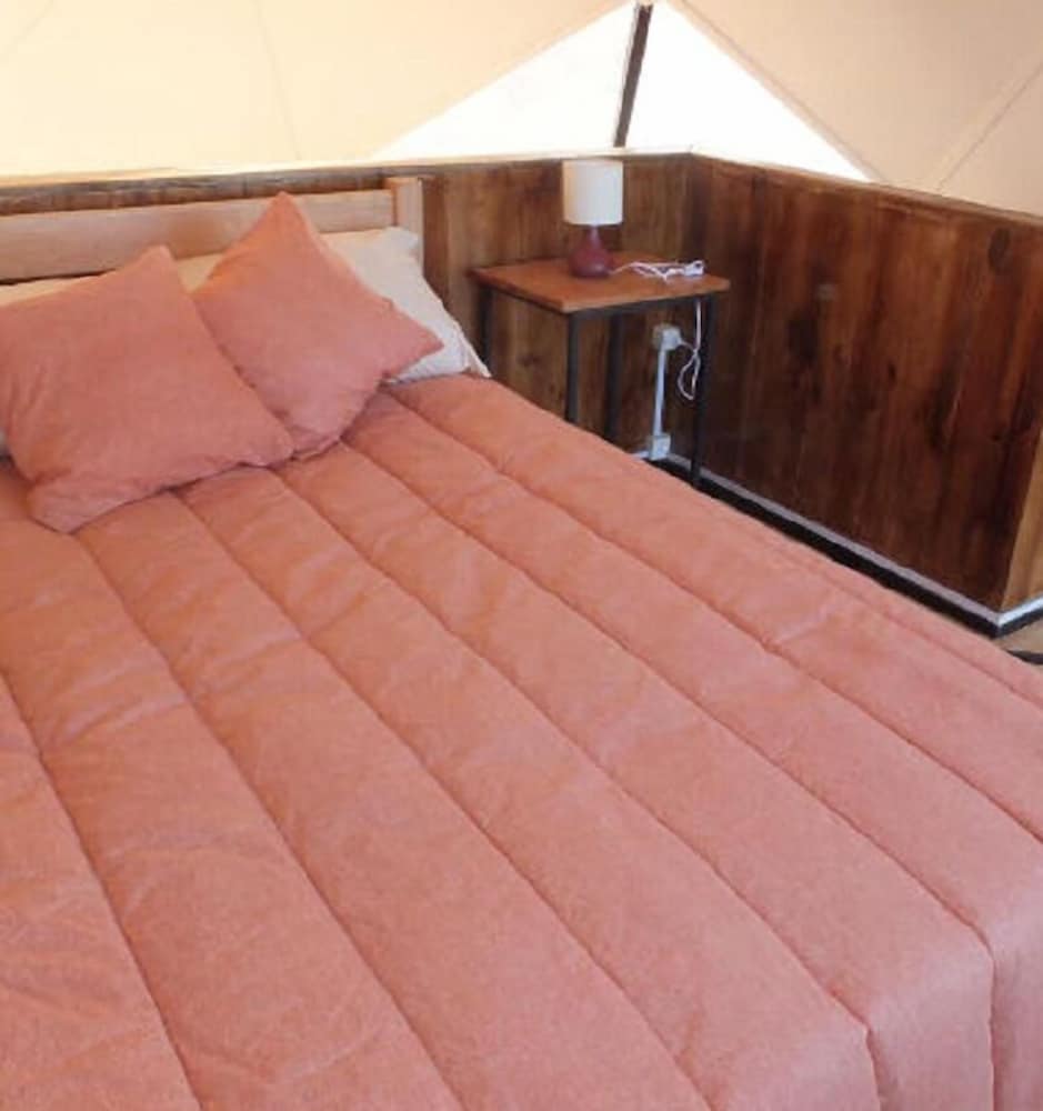 Lemudomos Lodge & Glamping view 3