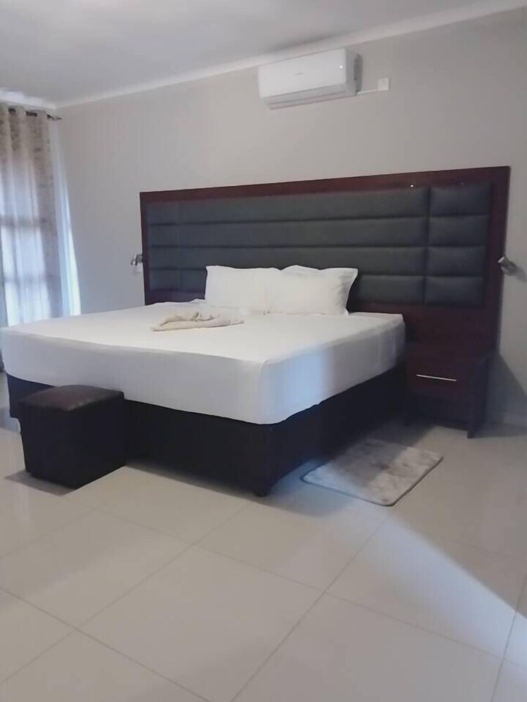 New View Luxury Inn