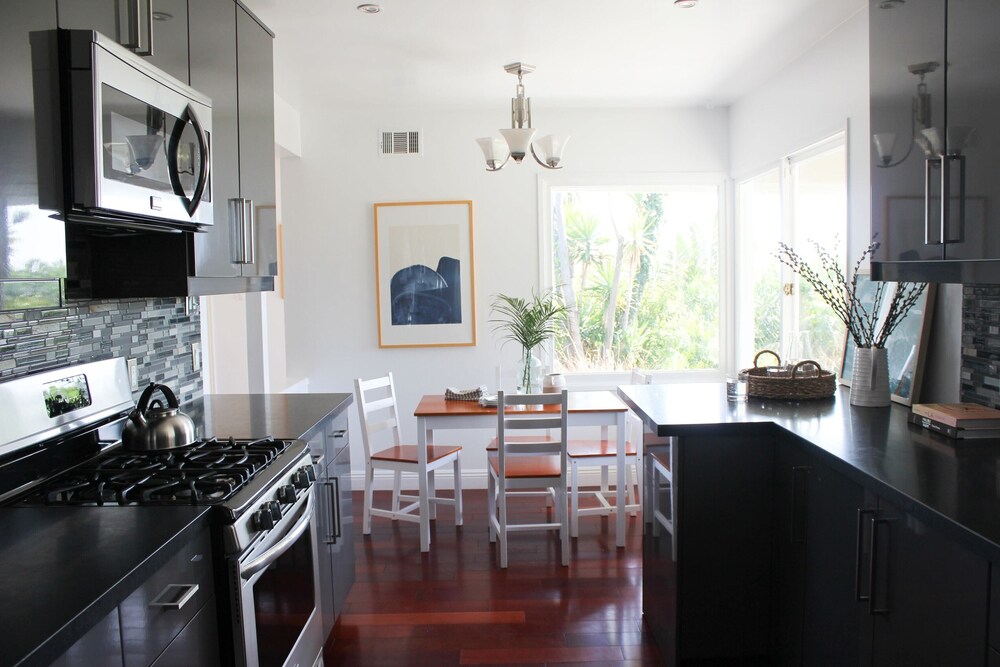Bluff by Avantstay Gorgeous Malibu Getaway w/ Hot Tub Spectacular Ocean Views - Property Image 26