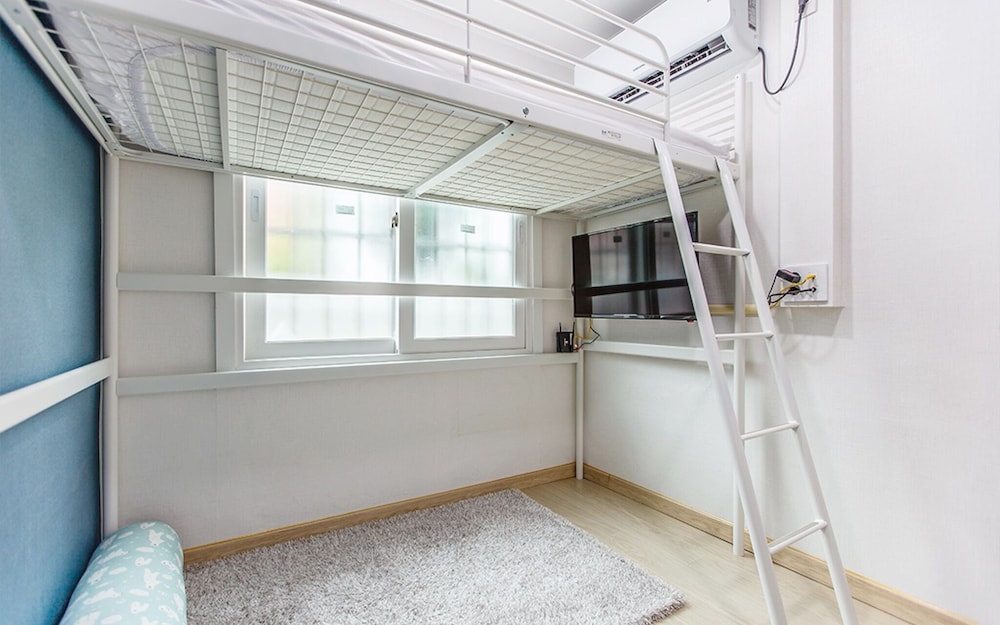 Jeju Airport Single Story Guest House view 4
