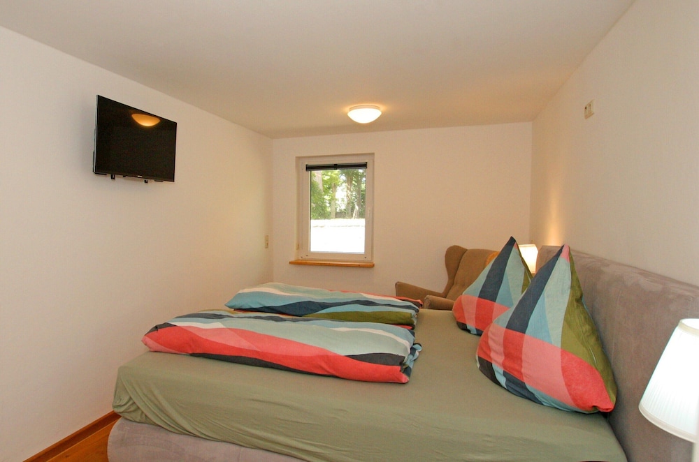 Luxuriose Ferienwohnung mit Terrasse, Wiek