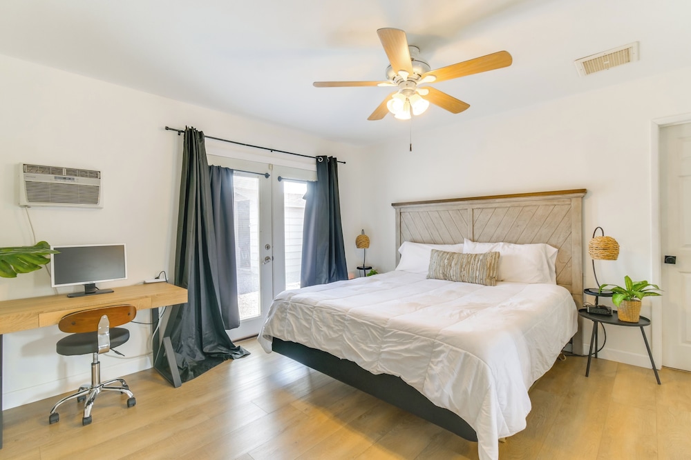 Water Views & Close to Beach: Home in Lake Havasu