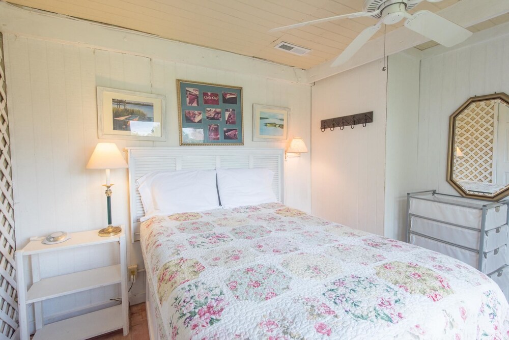 Charleston Vacations - E Ashley 1634 4 Bedroom Holiday Home By My Ocean Rentals - Property Image 4