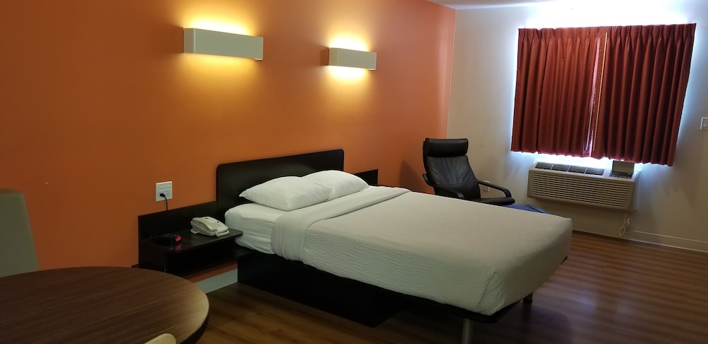Joys Inn