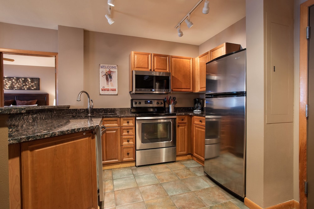 Zephyr Mountain Lodge Vacation Condos - Winter Park CO