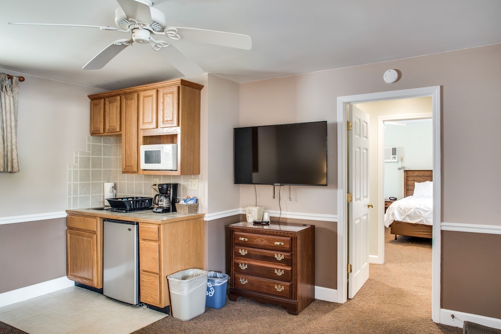 Boxwood Lodge