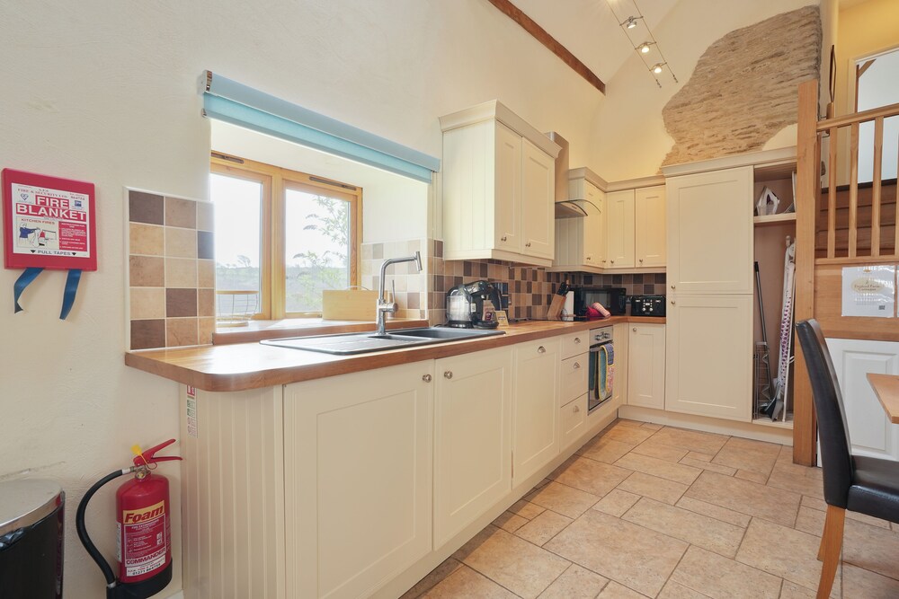 Holly Cottage