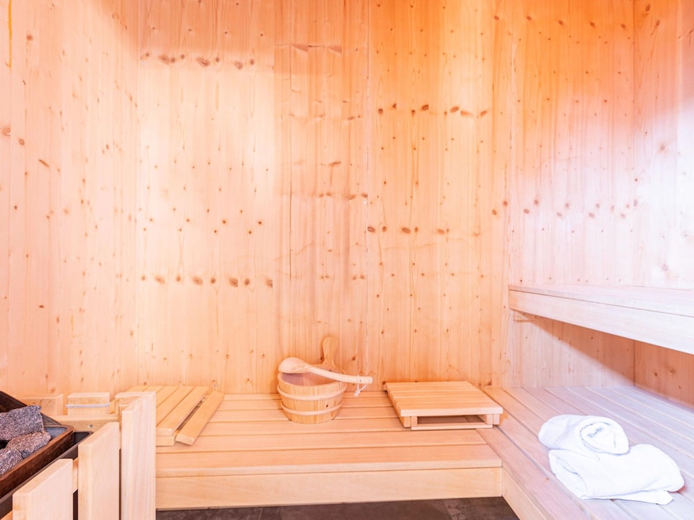 Welcoming Chalet With Whirlpool