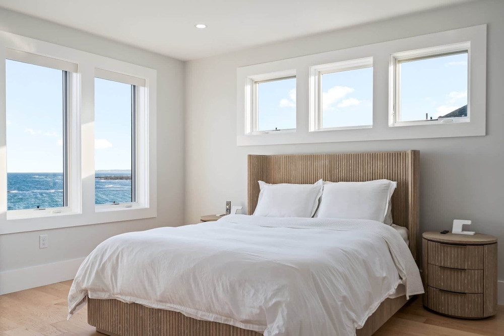 Brand New Home Ocean Views Wolf Appliances