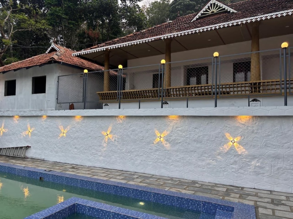 ASHRAMAM HEALTH RESORT