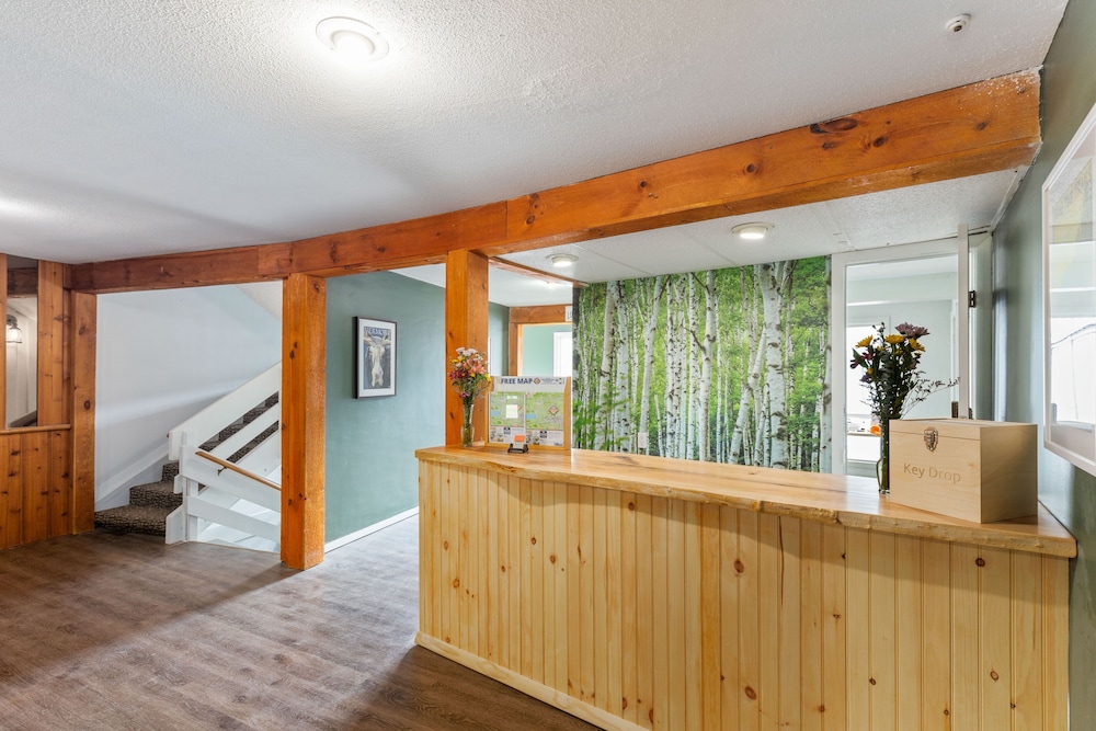 The Lodge at Mount Snow view 2