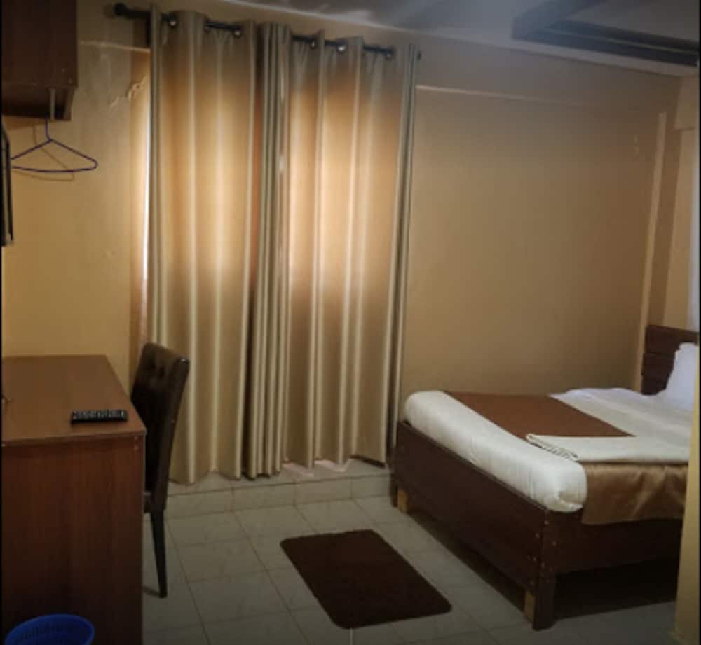 Antonio's Guest House Bungoma view 4