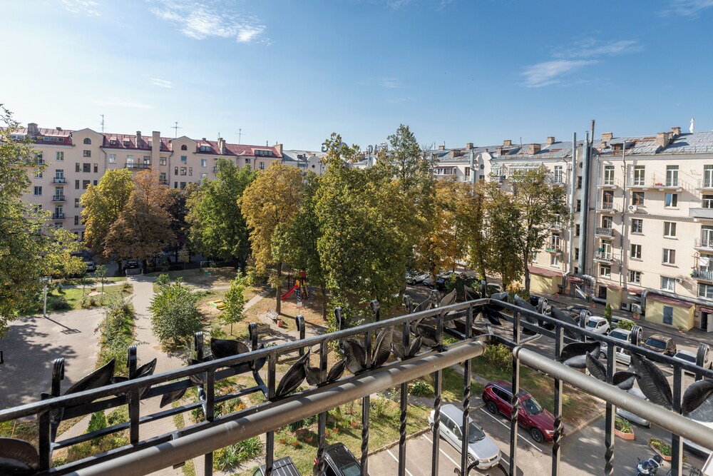 Elegant apartment in the city center