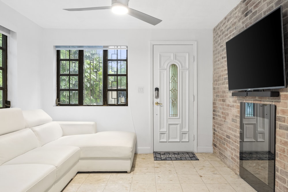 Little Havana Retreat