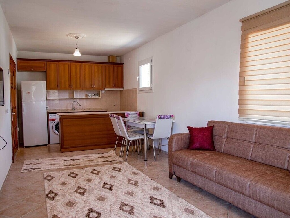 Yalıyanı Pansiyon - Image 42
