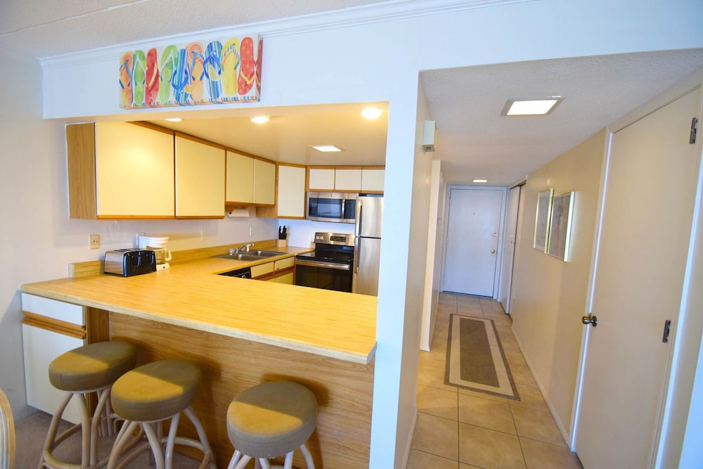 Ocean Hideaway 211